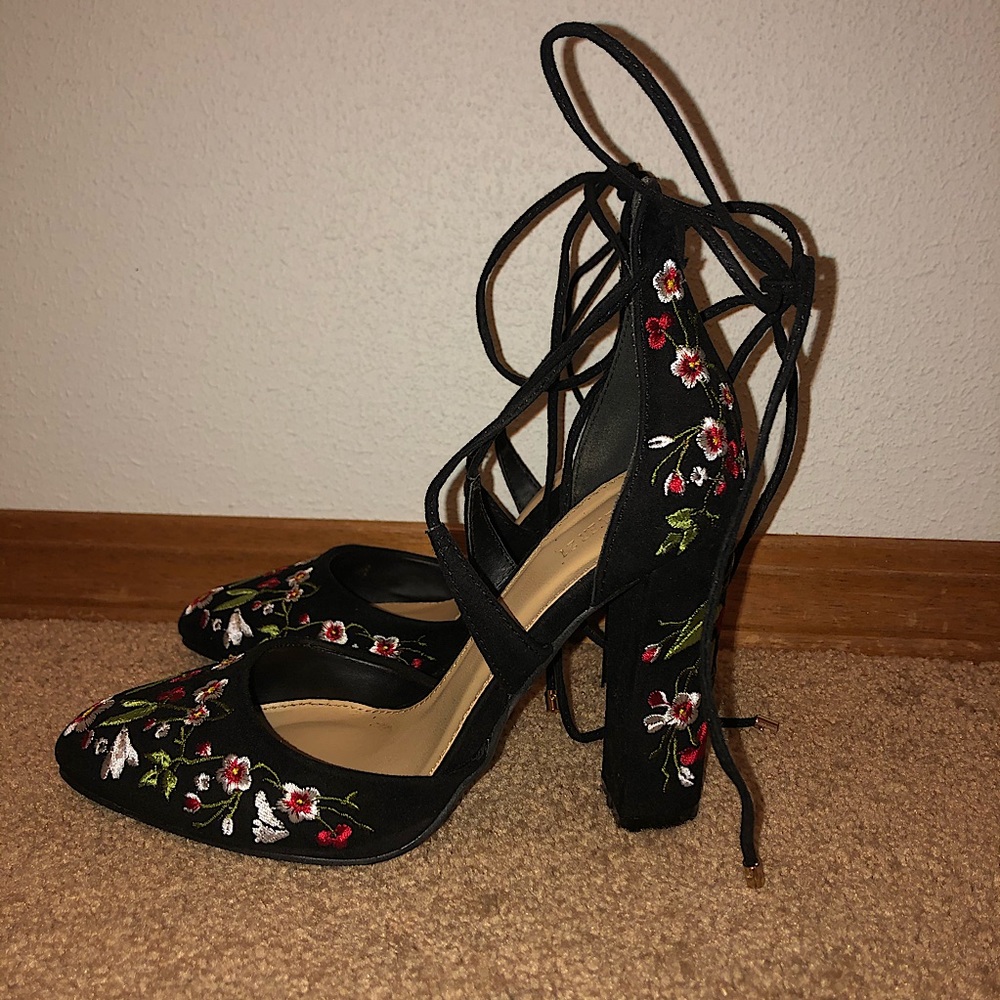 Forever 21 Embroidered Lace Up Block Heels